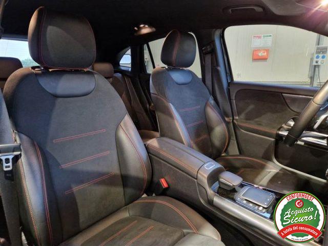 MERCEDES-BENZ GLA 200 d 150cv Auto Premium AMG *NIGHT PACK