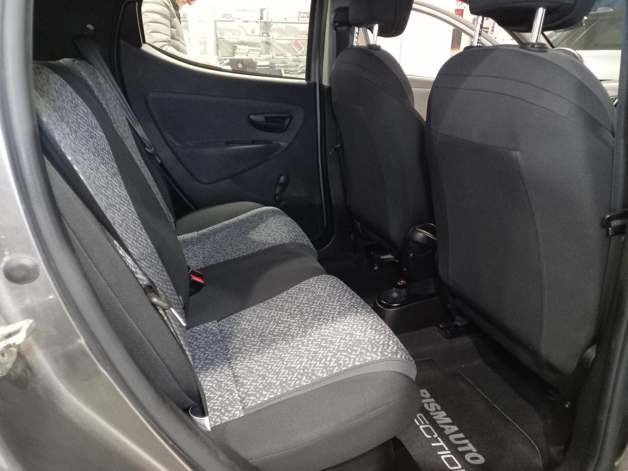 Lancia Ypsilon 1.0 FireFly 5 porte S&S Hybrid Ecochic Gold