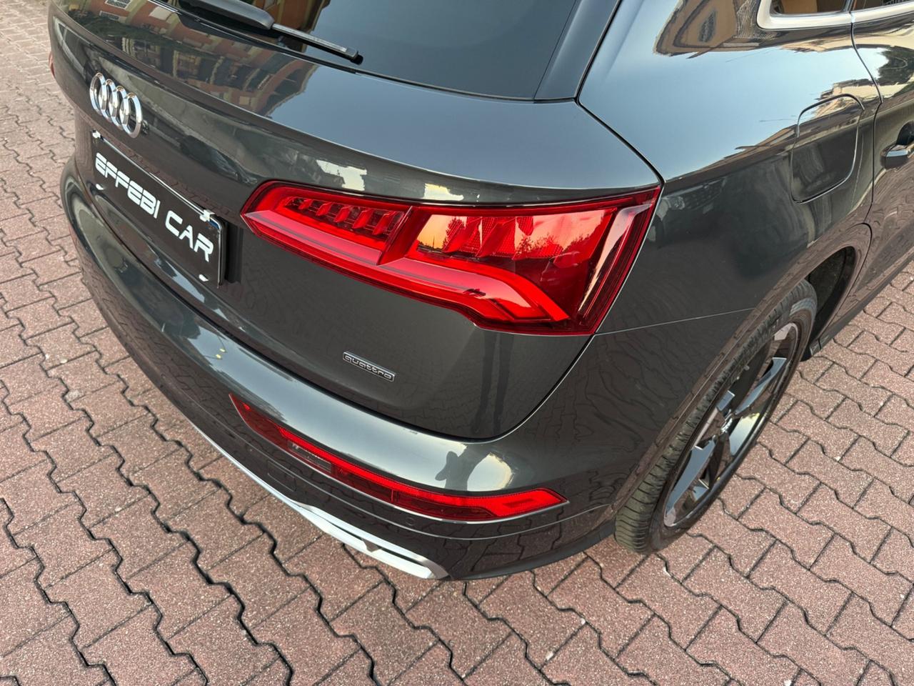 Audi Q5 55 TFSI e quattro S tronic line plus