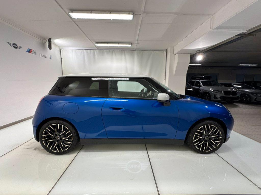 MINI Mini Cooper SE Favoured del 2024