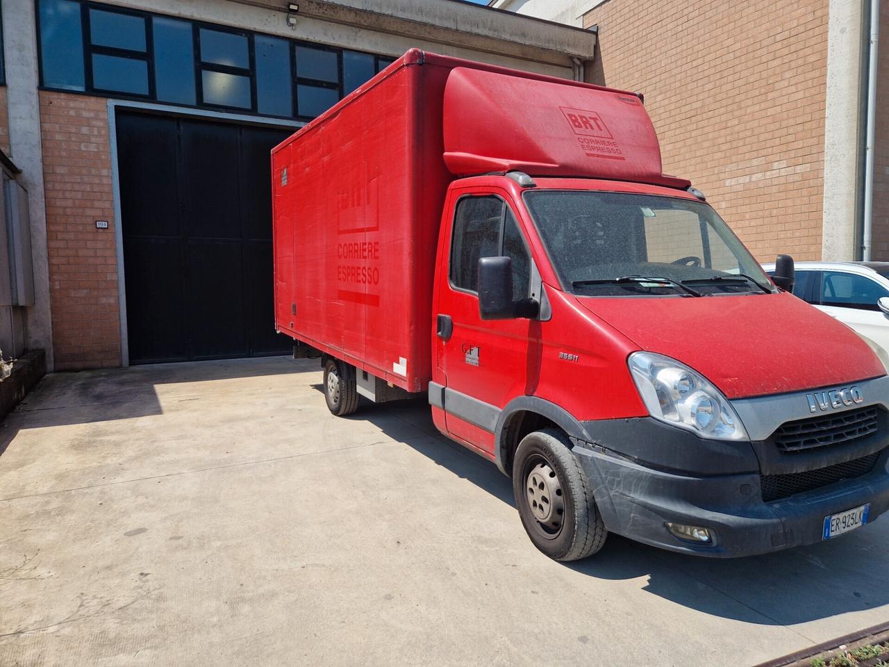 Iveco Daily 35S11 2.3 HPT PL Cabinato