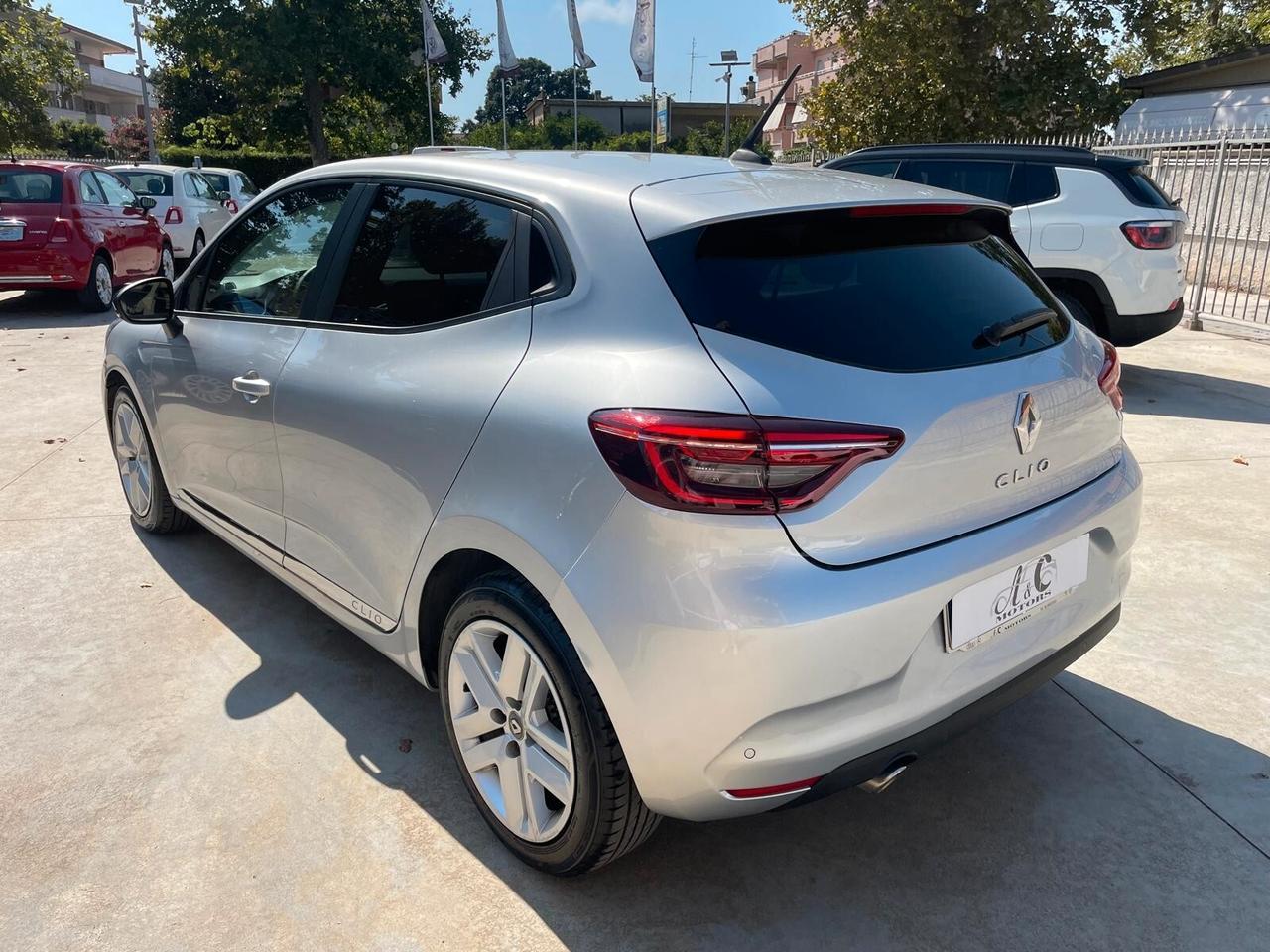 Renault Clio TCe 100 CV GPL 5
