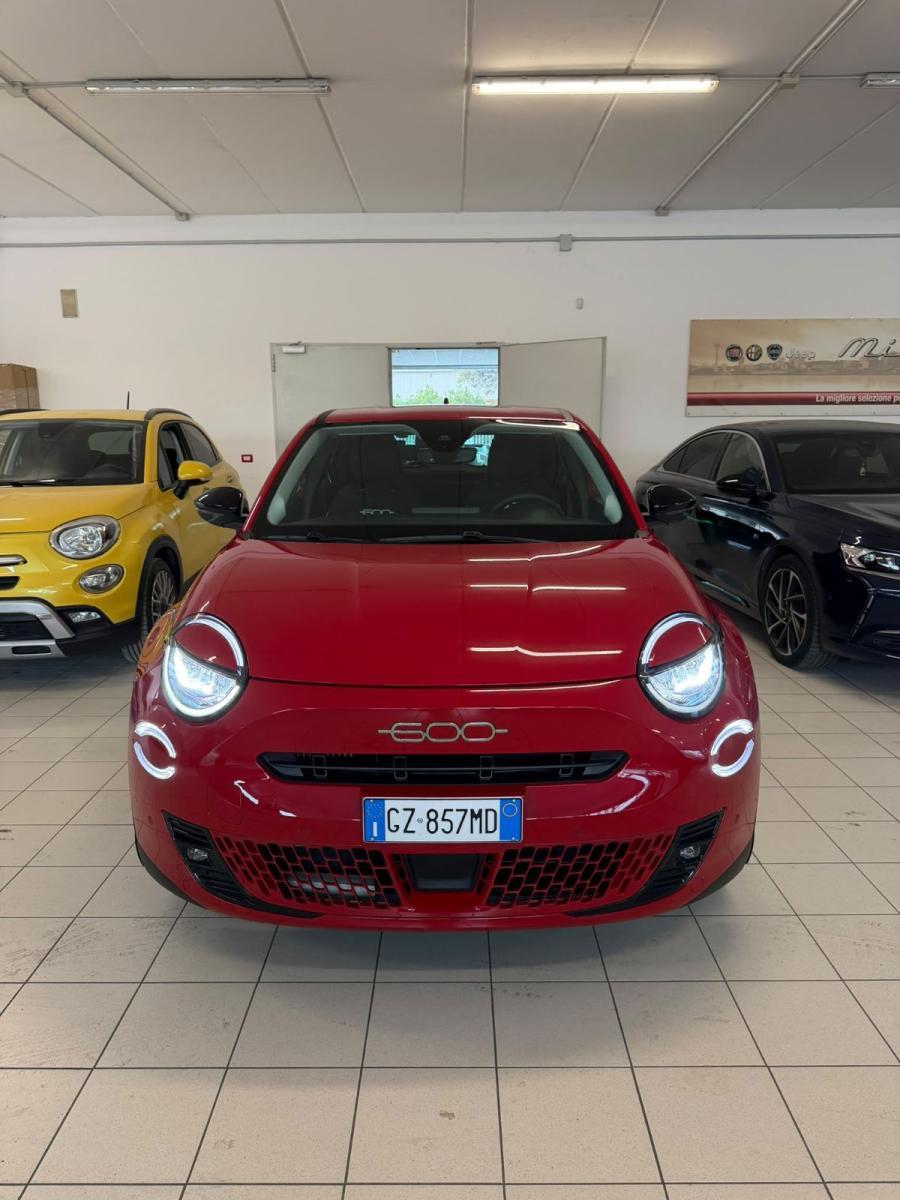 FIAT - 600 - Hybrid DCT MHEV POP