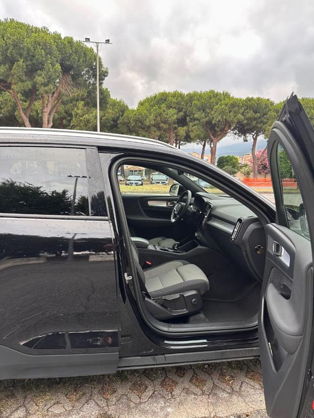 VOLVO XC40 T2 automatico Essential