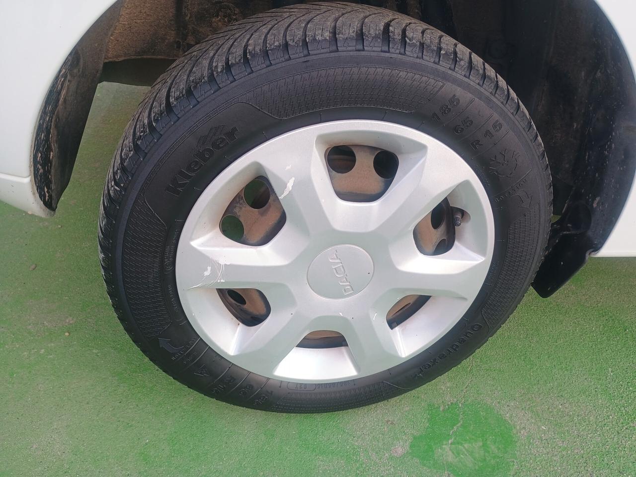 Dacia Sandero 1.2 GPL NEOPATENTATI