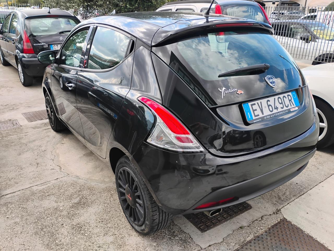 Lancia Ypsilon 1.2 69 CV 5 porte GPL Ecochic Gold