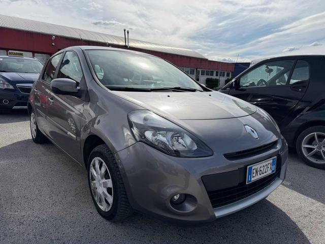 RENAULT Clio 1.2 16V 5 porte Live!
