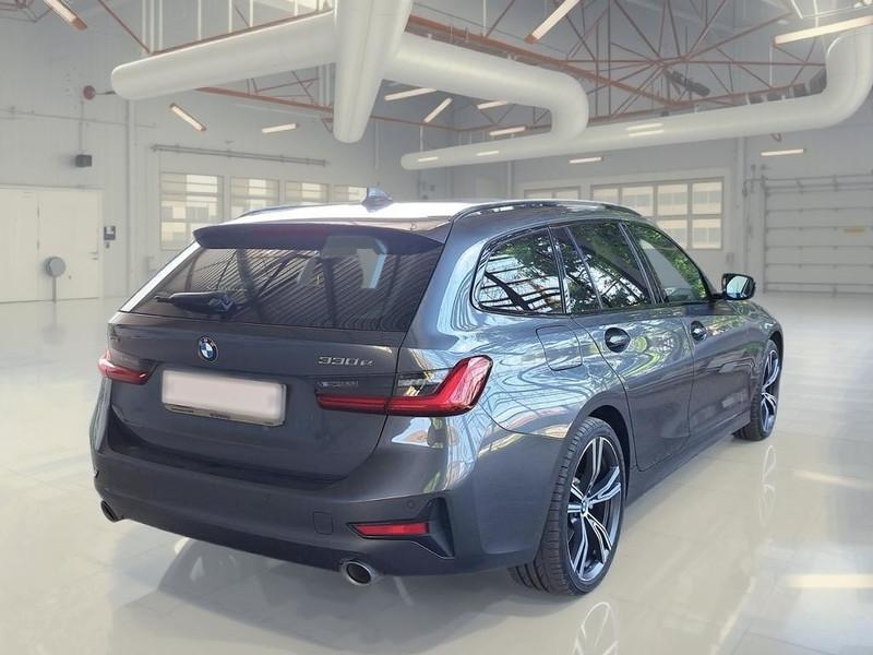BMW 330 xDrive Business Advantage Touring auto