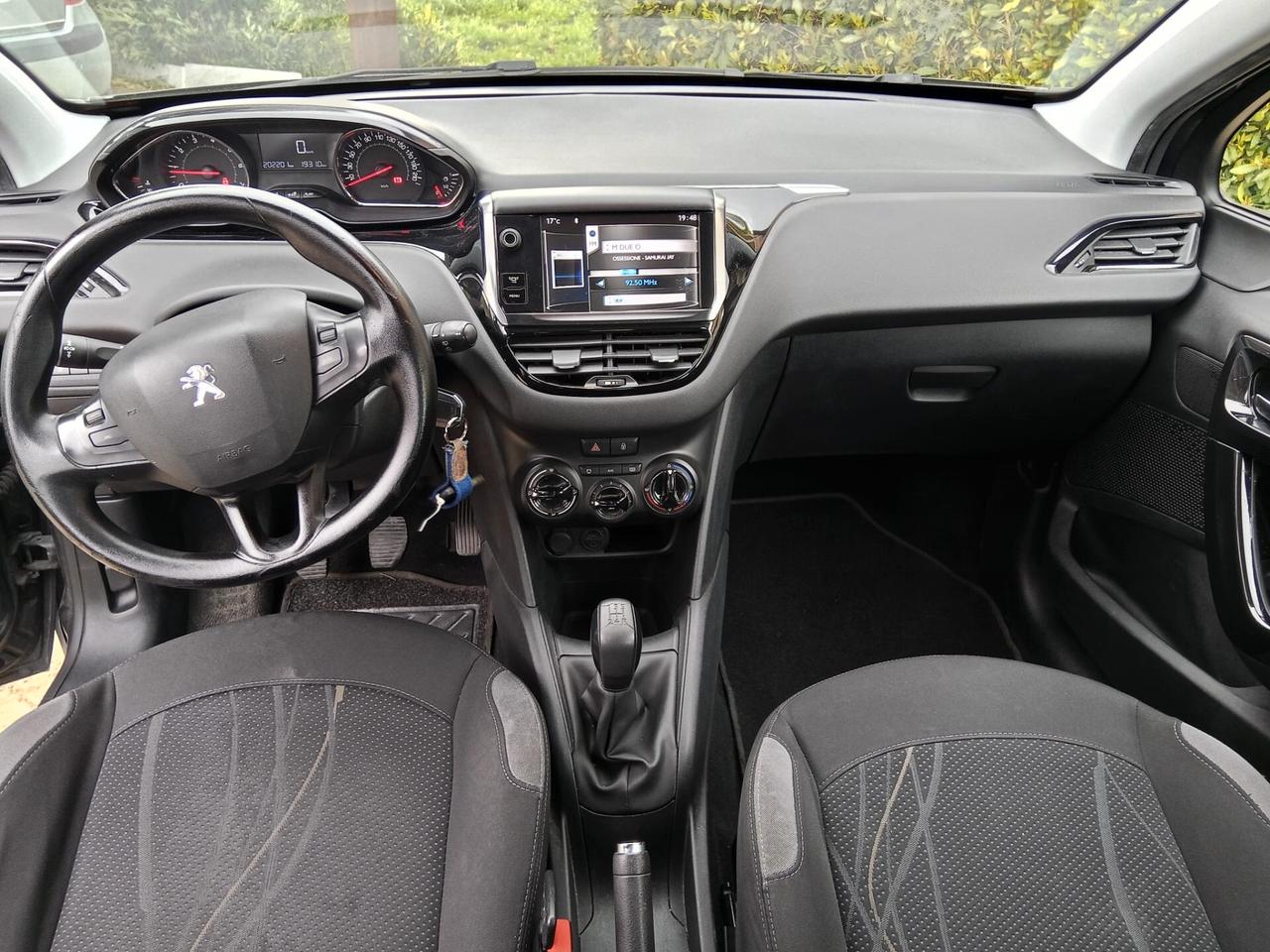 Peugeot 208 1.2 VTi 82 CV 5 porte Allure