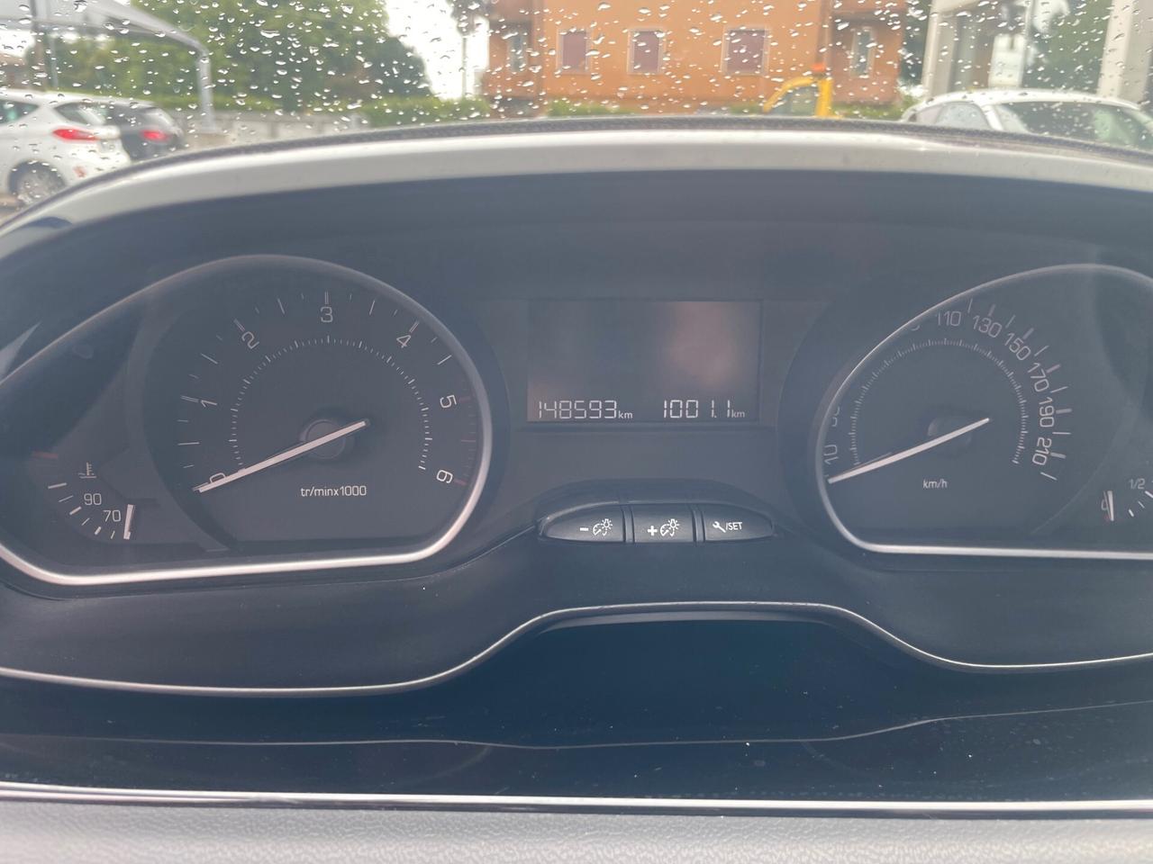 Peugeot 208 BlueHDi 75 5 porte Active