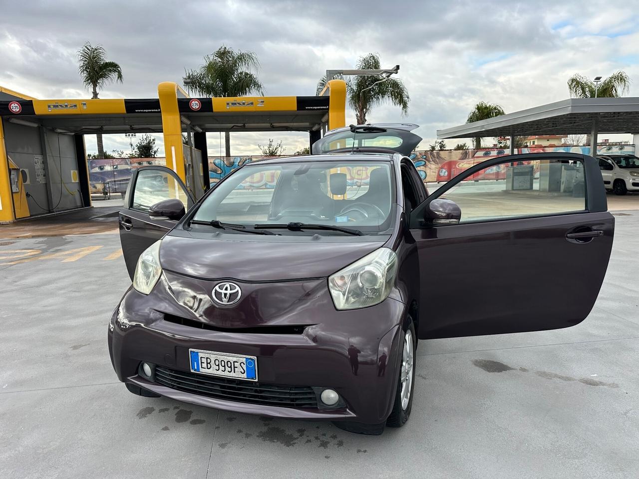 Toyota iQ 1.0