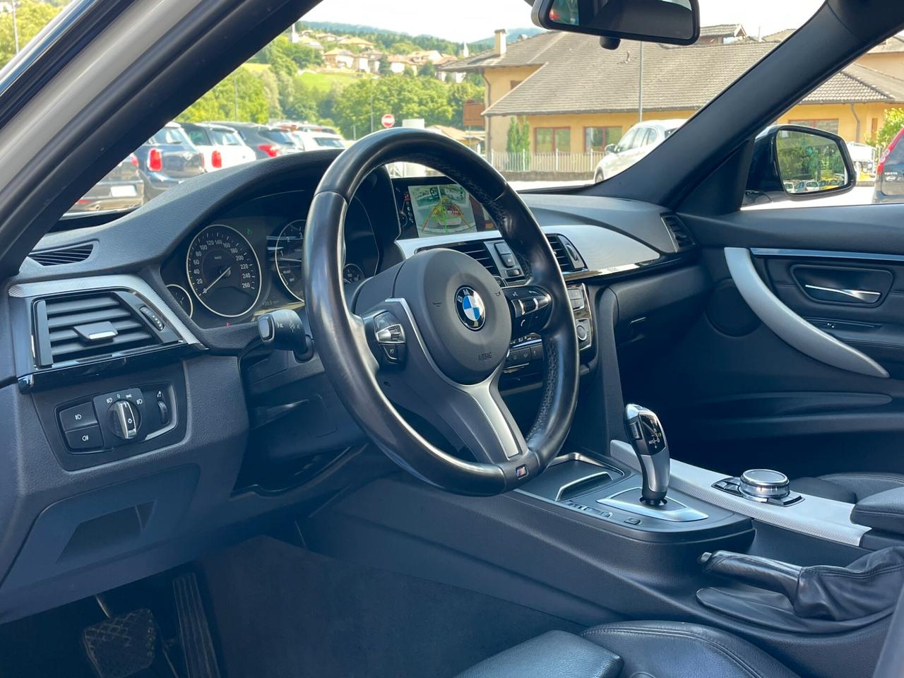 Bmw 330dA xDrive Touring Msport 4x4
