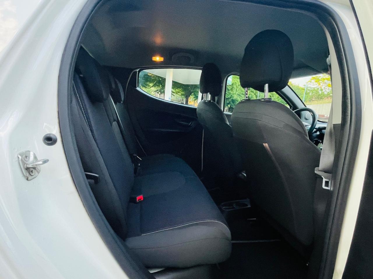 Lancia Ypsilon S 1.2 GPL momo design