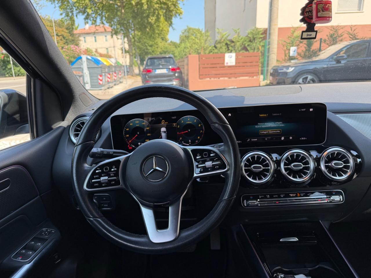 Mercedes-benz B 180 Business