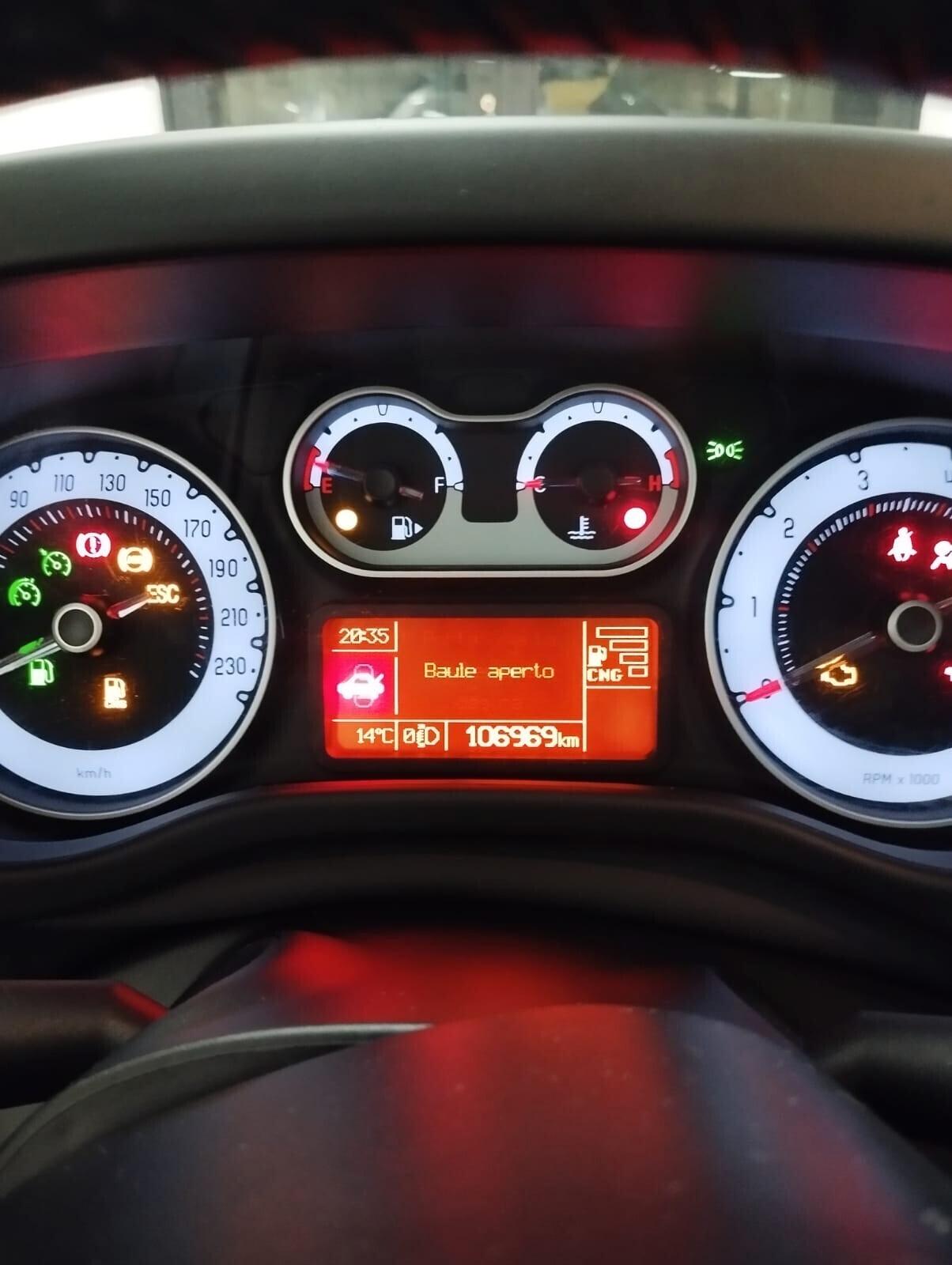 Fiat 500L 0.9 TwinAir Turbo Natural Power Lounge