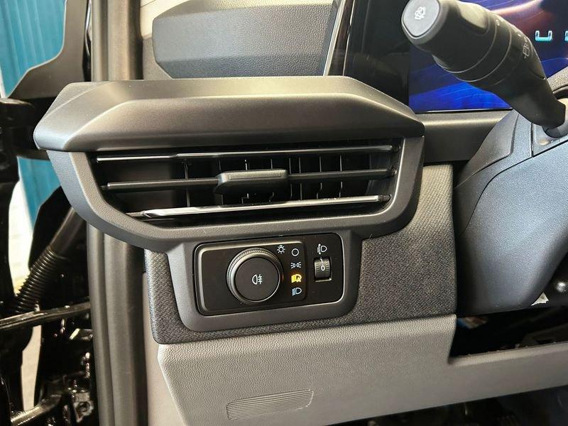 Ford Tourneo Custom Tourneo Custom 320 2.0 EcoBlue 170CV aut. PL Titanium