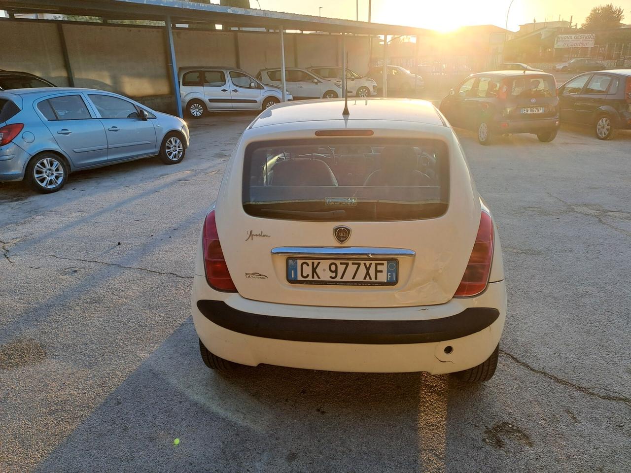 Lancia Ypsilon 1.2 16V Argento