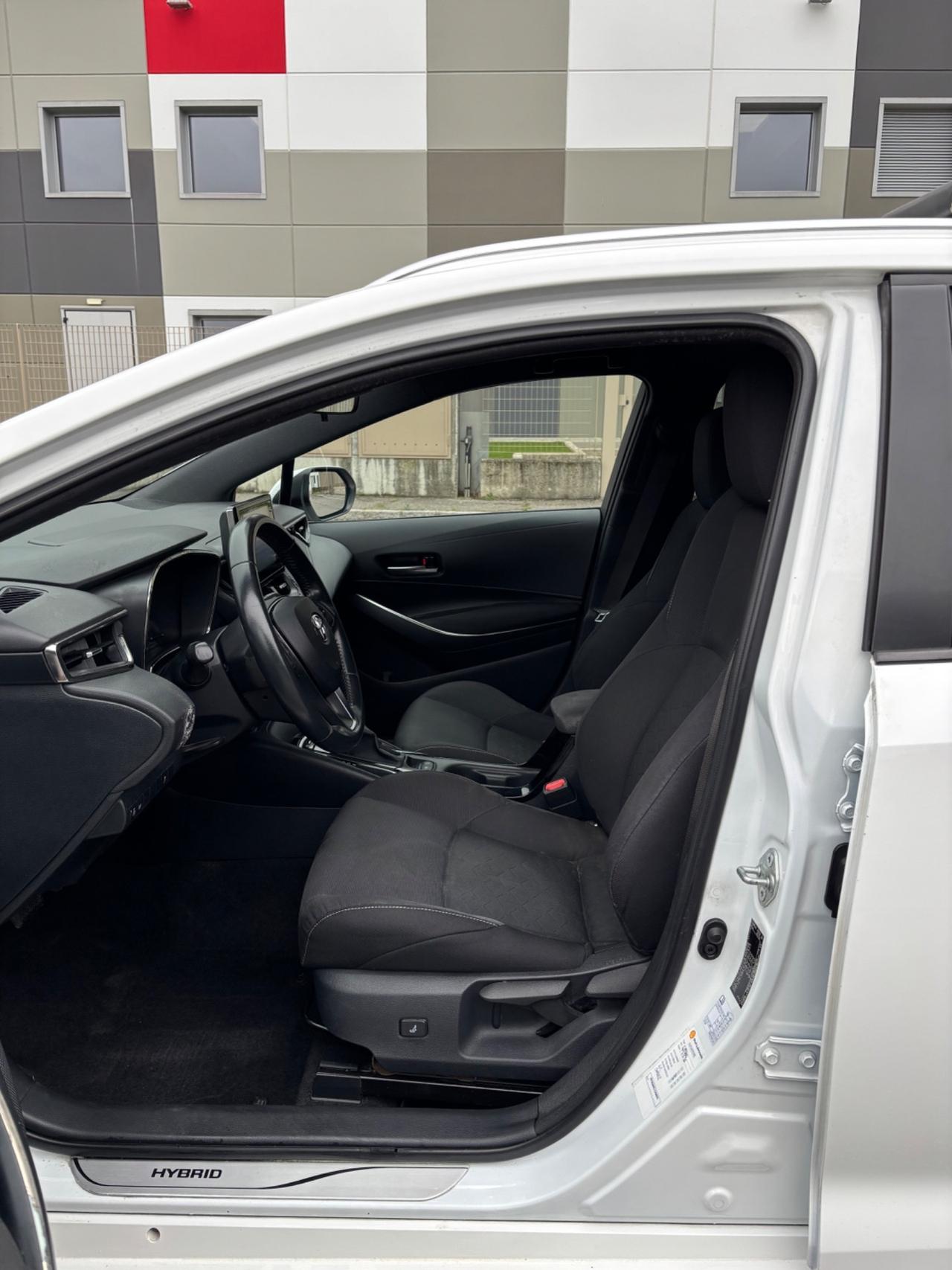 Toyota Corolla Touring Sports 1.8 Hybrid Active