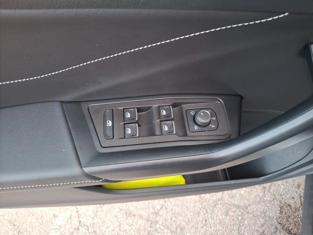 Volkswagen T-Roc 1.0 TSI Style - 2023