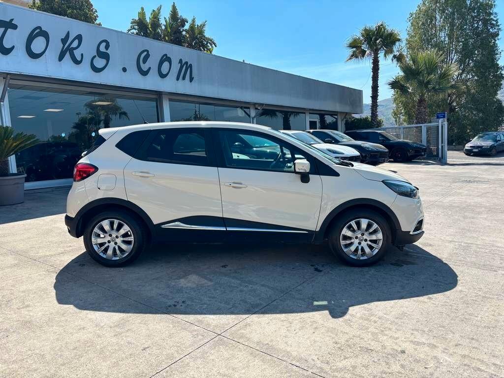 Renault Captur 1.5 dCi 8V 90 CV Start&Stop 2014 / KM 250.000 Tua a solo 49 Euro al mese