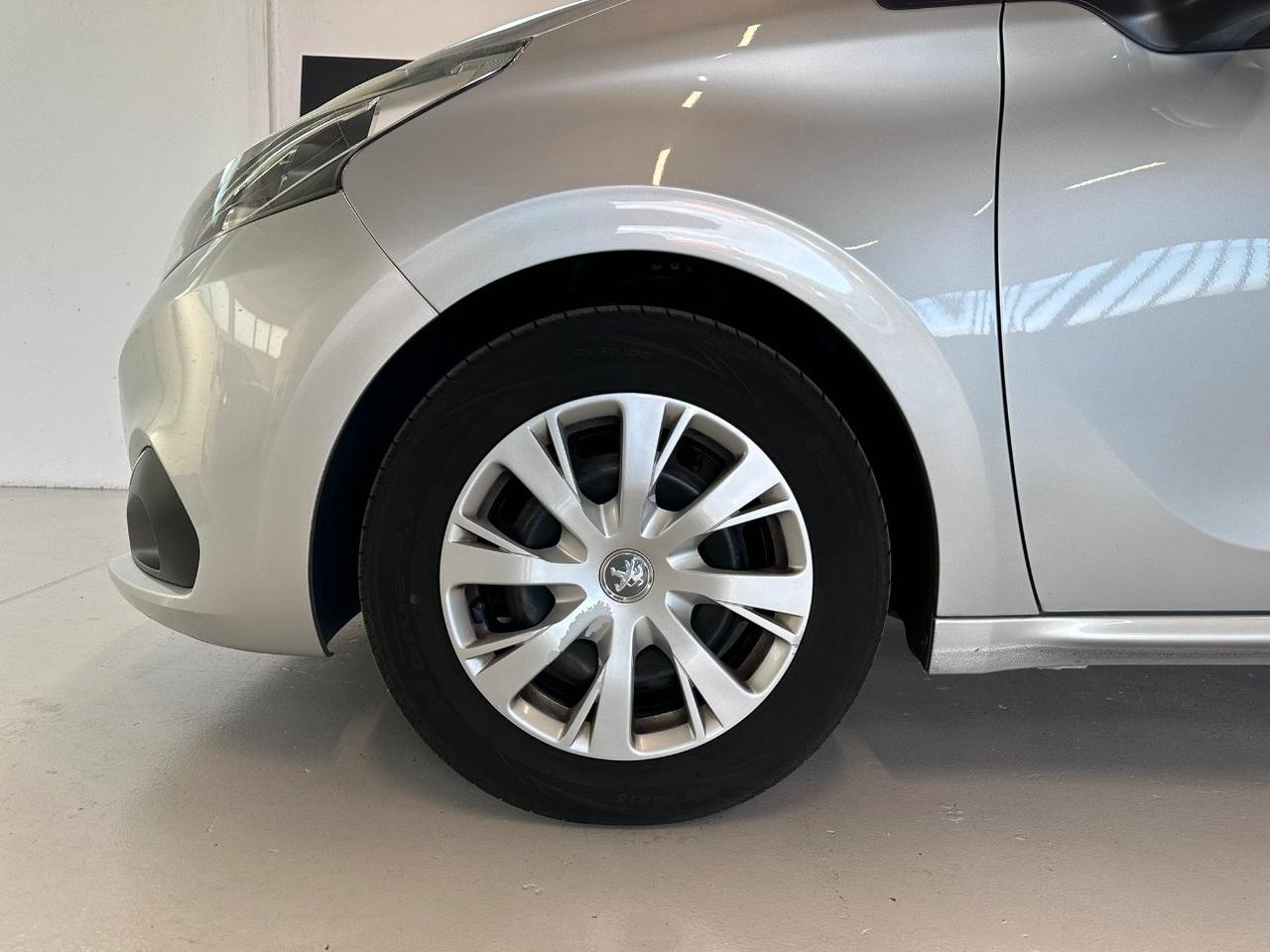 Peugeot 208 5 Porte 208 5p 1.6 bluehdi Active 75cv
