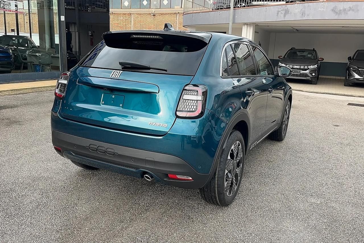 Fiat 600 Hybrid 110 CV DCT MHEV La Prima KM0