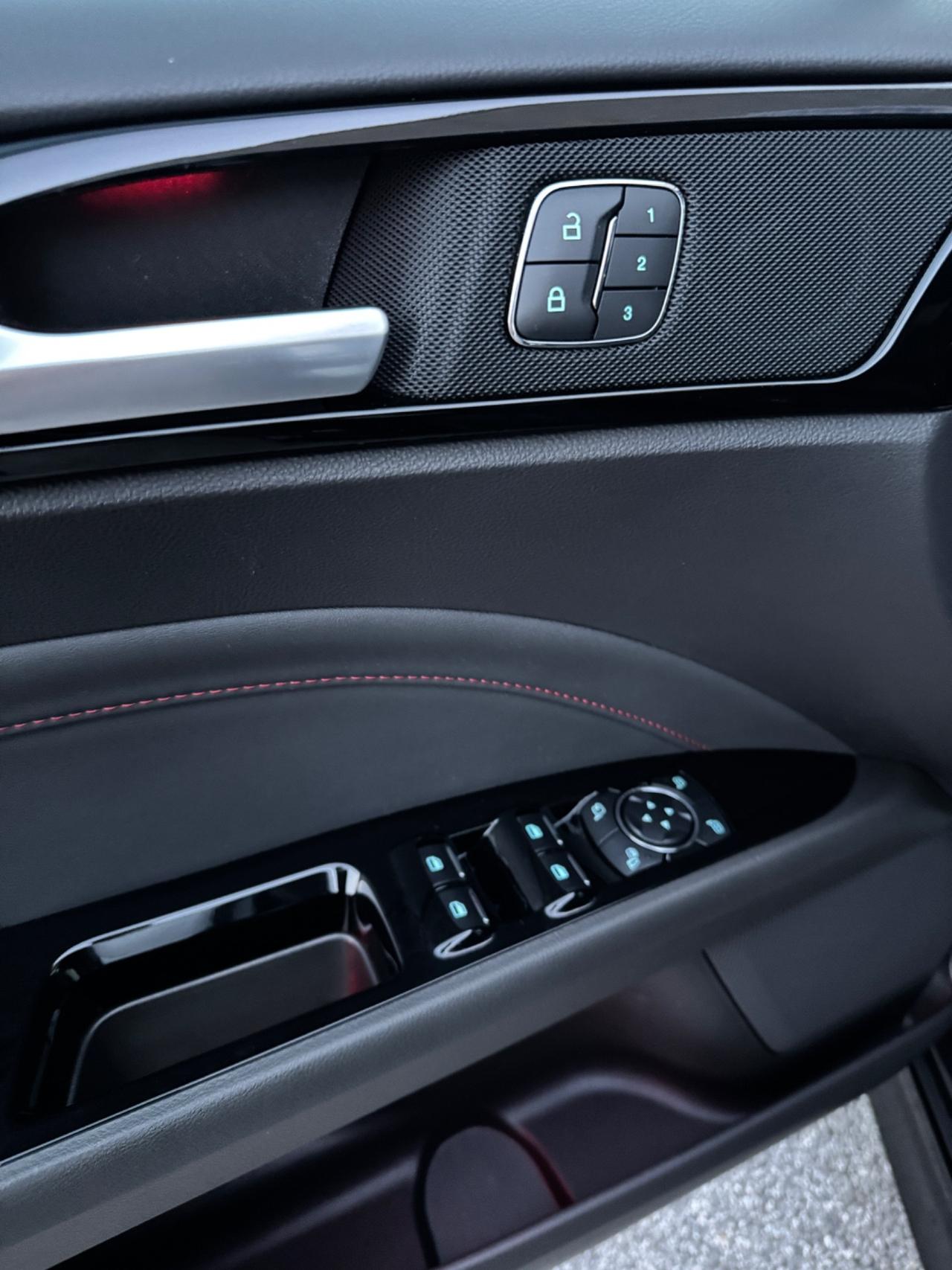 Ford Mondeo Full Hybrid 2.0 187 CV eCVT SW ST-Line Business