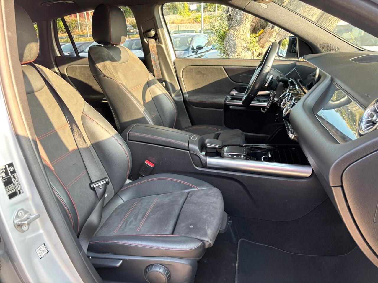 MERCEDES GLA 200D AUTOMATIC - 2020