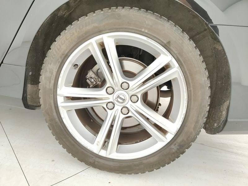 Volvo V90 D3 Momentum