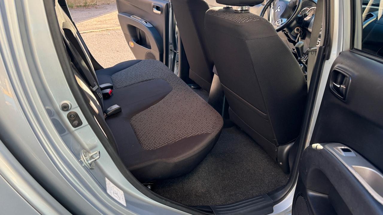 Mitsubishi L200 2.5 DI-D Double Cab Intense