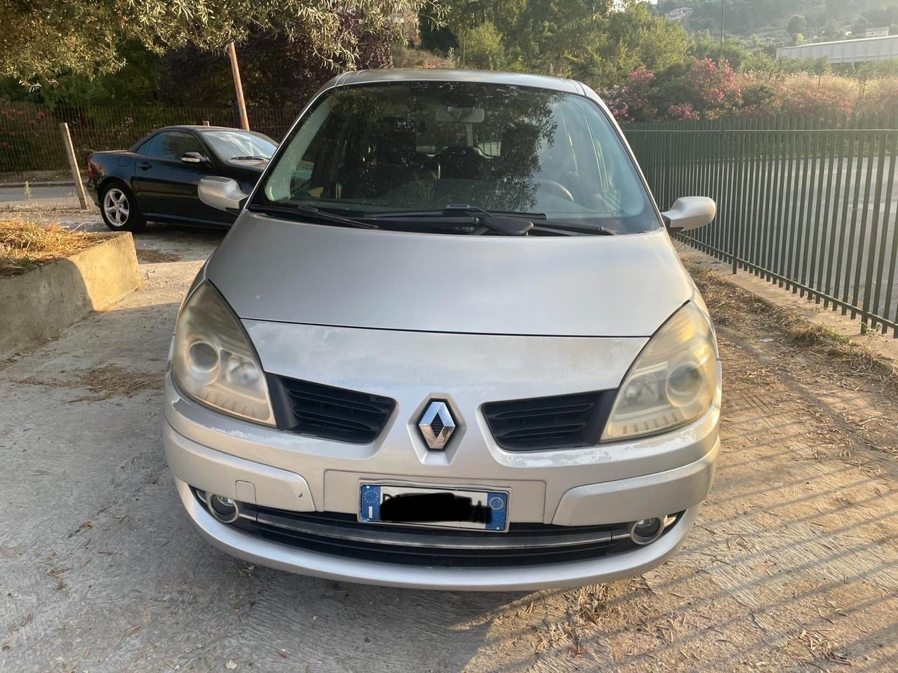 Renault Scenic Grand Scénic 1.9 dCi/130CV Serie Speciale