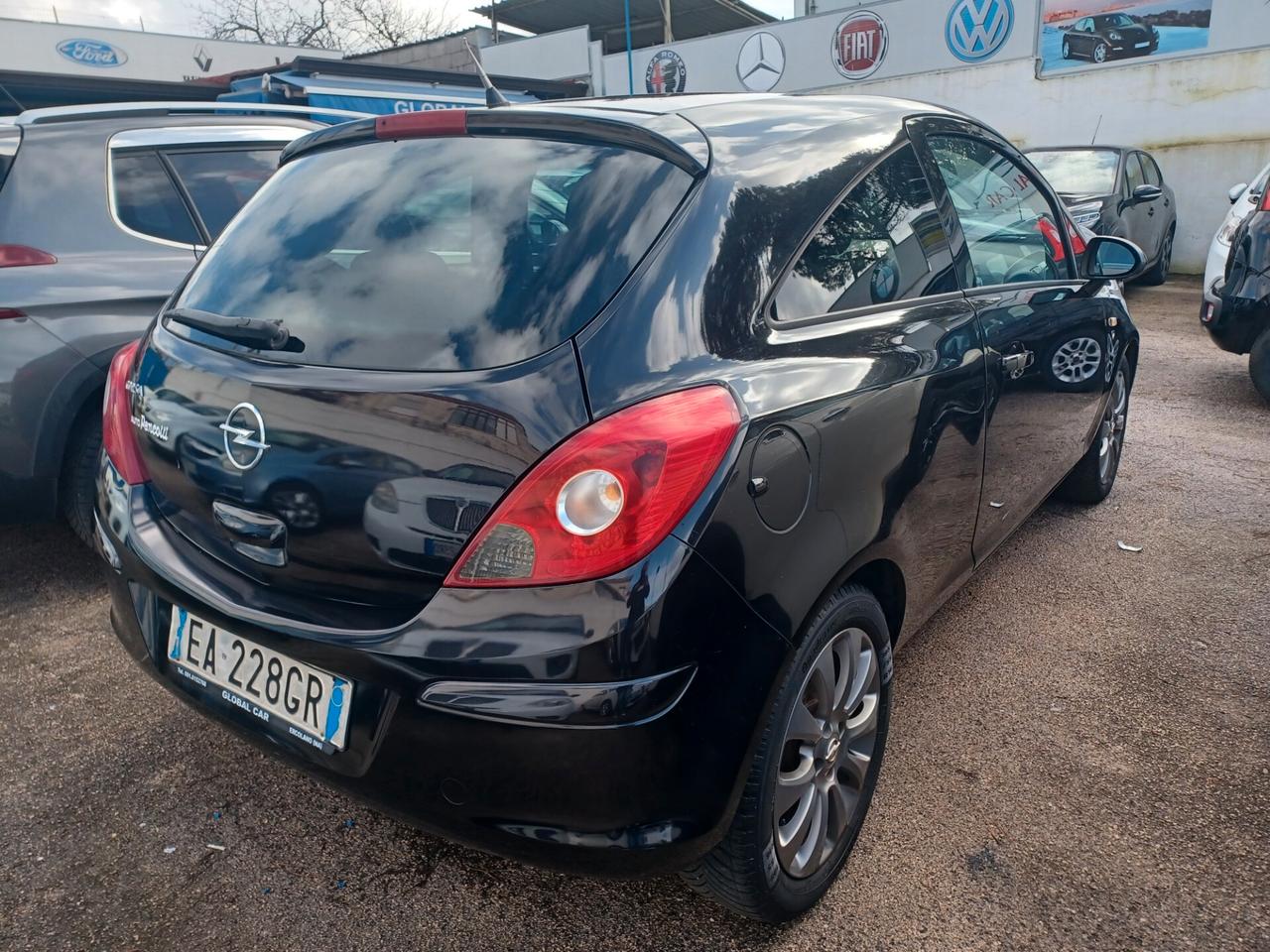 Opel Corsa 1.2 GPL-TECH Edition 111 Anniversario