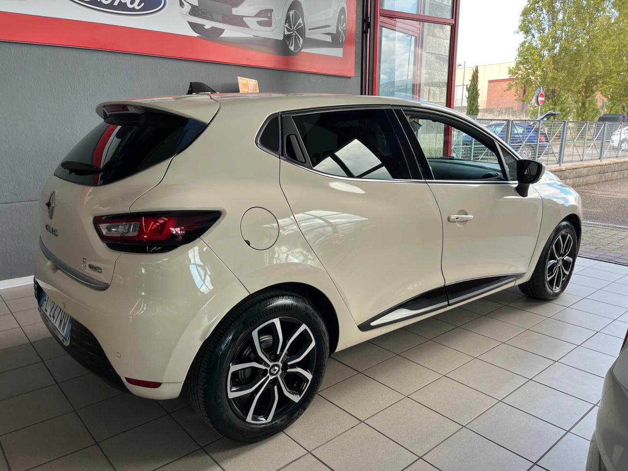 Renault Clio dCi 8V 90CV Start&Stop 5 porte Energy Intens