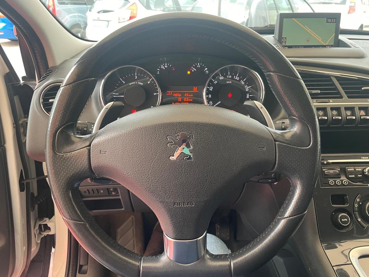 Peugeot 3008 1.6 HDi 110CV cambio robotizzato Premium