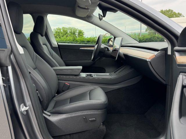 TESLA Model Y PERFORMANCE AWD DUAL MOTOR *AUTOPILOT AVANZATO*
