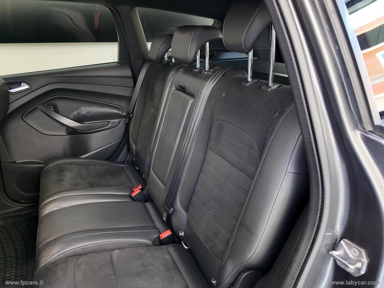 FORD Kuga 2.0 TDCI 150CV S&S 4WD Pow. ST-Line TETTO APRI.