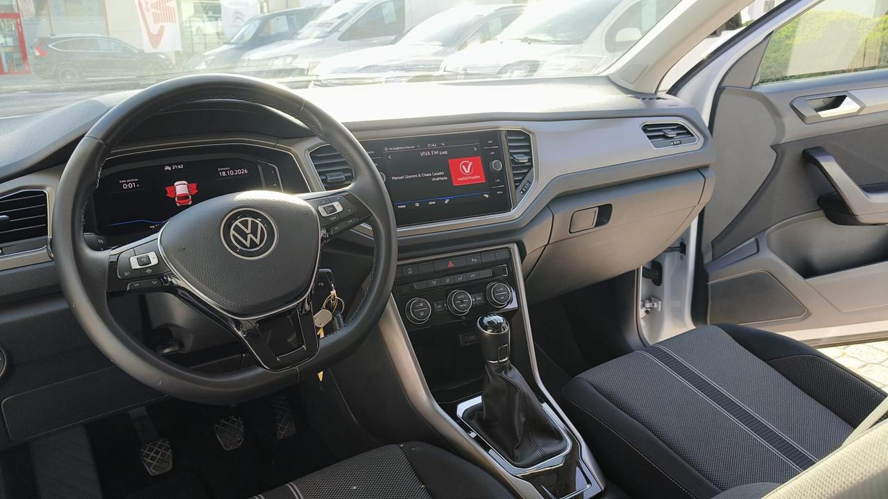 VOLKSWAGEN T-ROC 1.5 TSI 150CV MANUALE GANCIO TRAINO