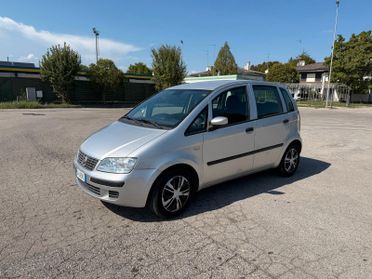 Fiat Idea 1.2 16V BlackLabel