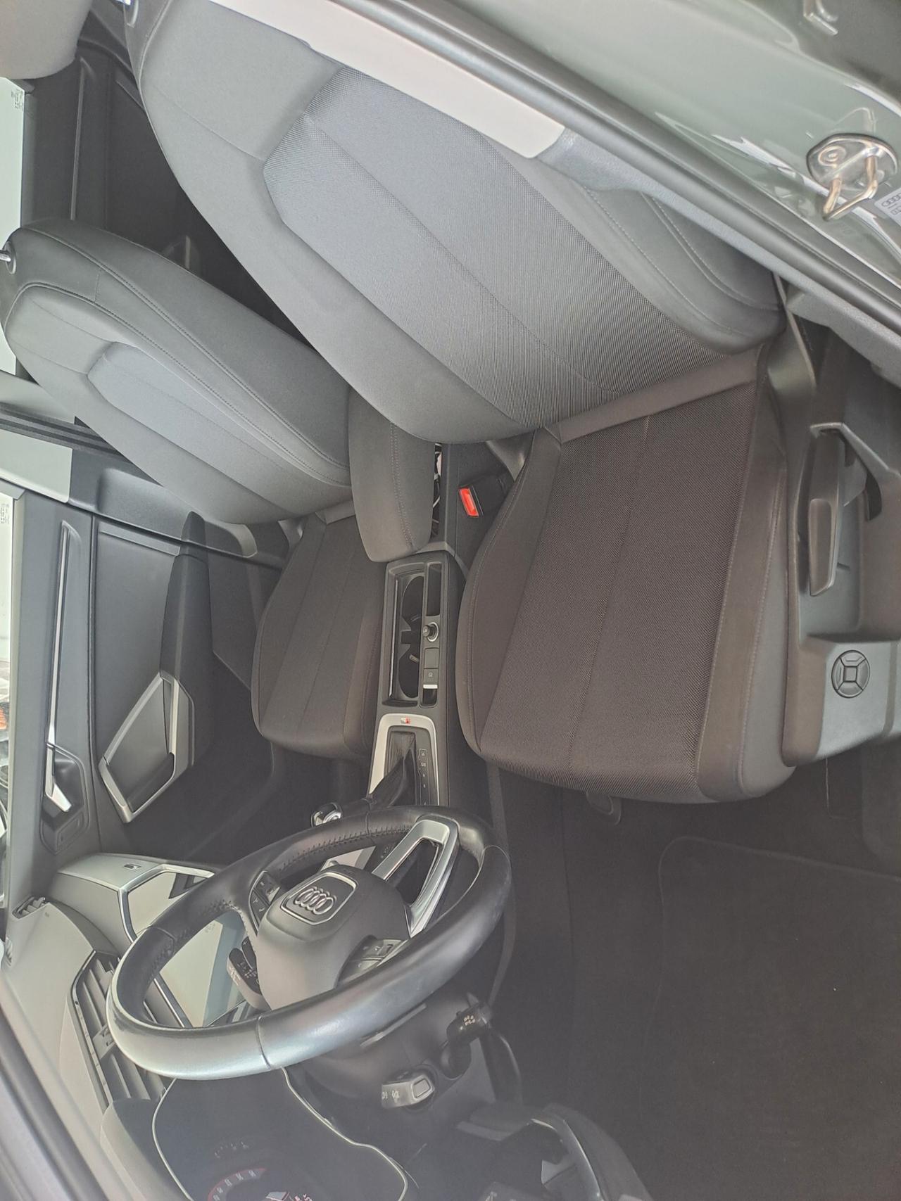 Audi Q3 35 TDI S tronic 150cv