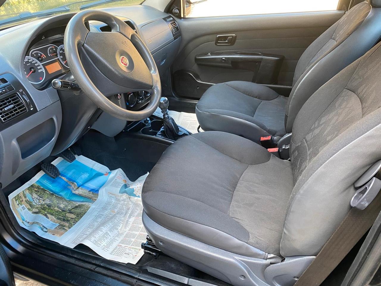 Fiat Strada 1.3 MJT 95CV Cabina Lunga