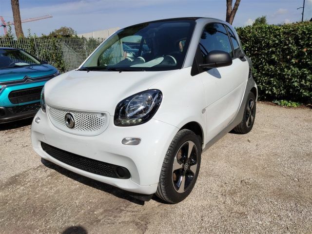 SMART ForTwo 1.0 AndroidAuto,CRUISE,CERCHI LEGA,CLIMA ..