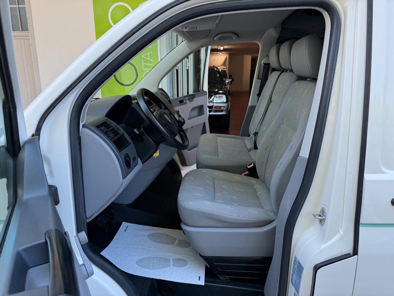 Volkswagen T5 Transporter 1.9TDI CAMPER GARANZIA24