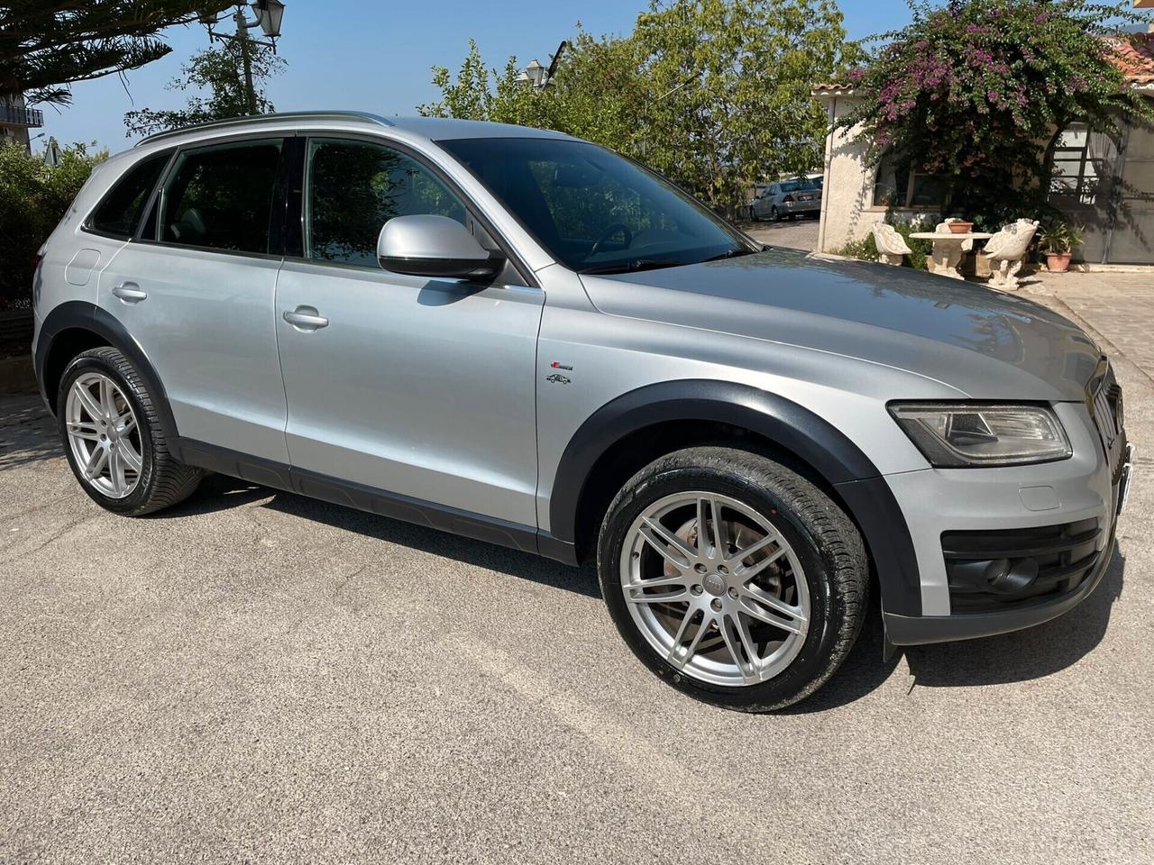 Audi Q5 2.0 TDI quattro S-Tronic Offroad