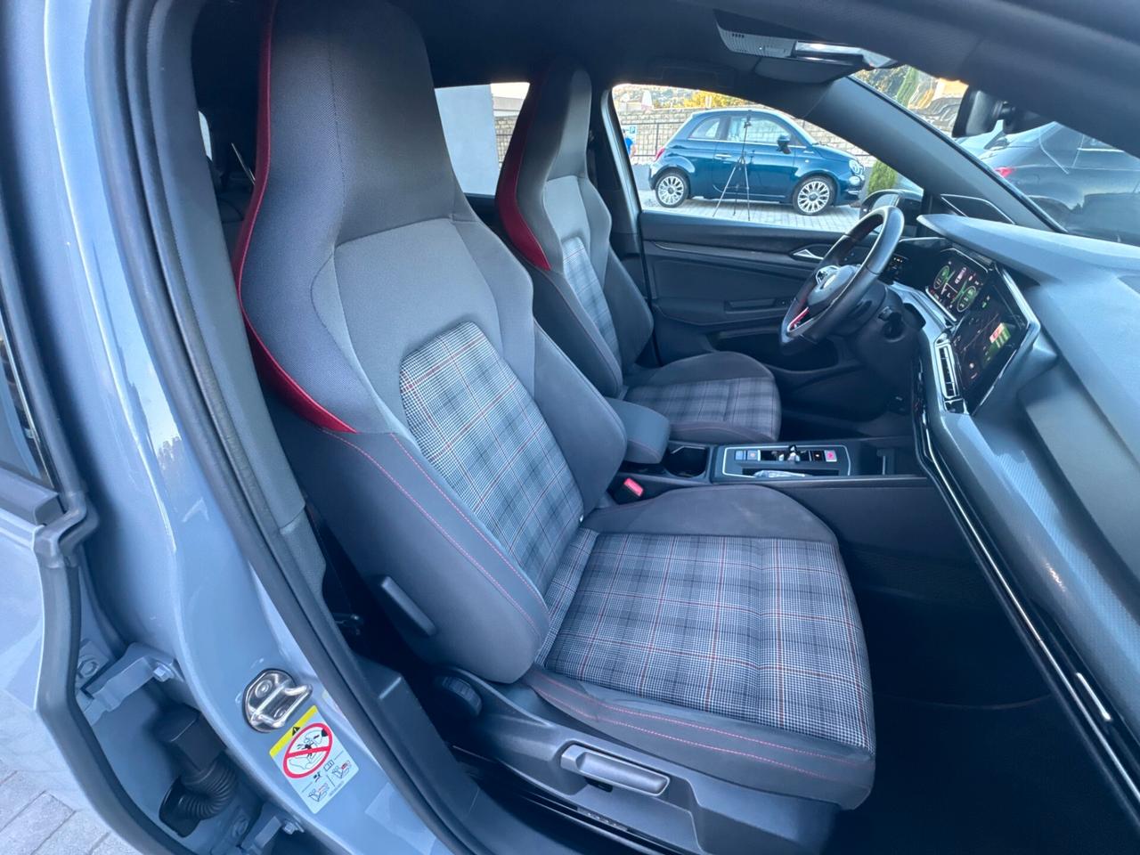 Volkswagen Golf 2.0 TSI DSG GTI*245CV*H&K*iQ.LIGHT*FENDINEBBIA*19"*