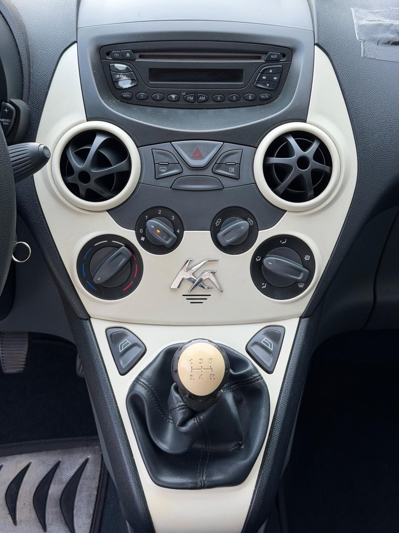 Ford Ka 1.2- Neopatentati- Tagliandata-Garanzia- Batteria nuova