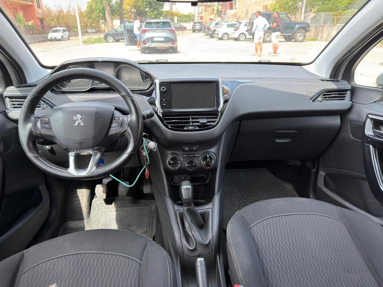 Peugeot 208 PureTech 82 5p. GPL Active