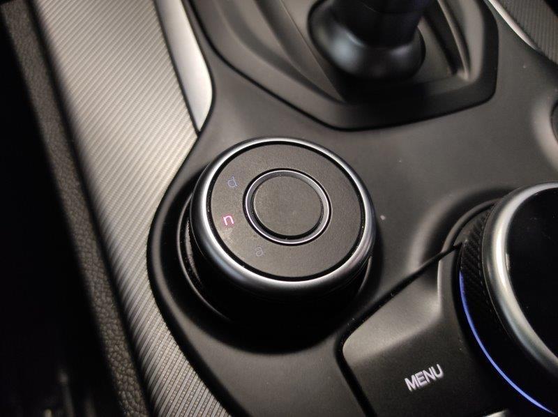 ALFA ROMEO Stelvio - Stelvio 2.2 Turbodiesel 210 CV AT8 Q4 Executive