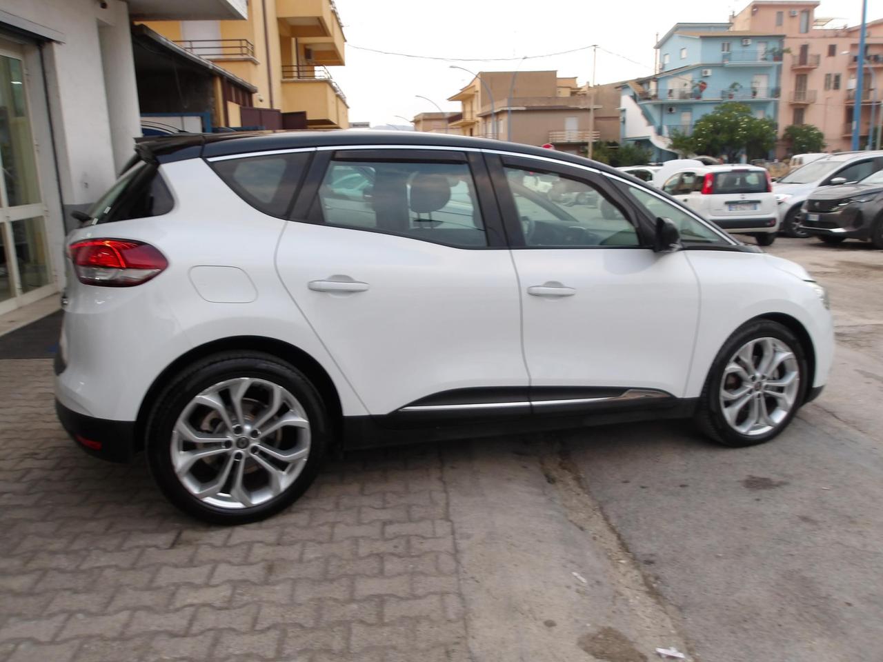 Renault Scenic 1.7 blue dci Sport Edition2 120cv edc