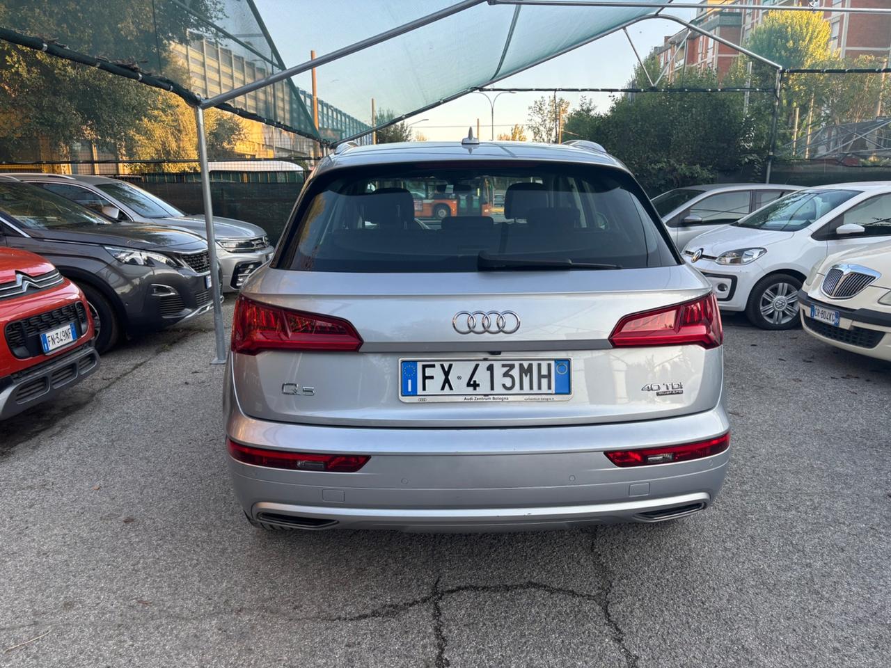 Audi Q5 2.0 TDI quattro S tronic S line plus