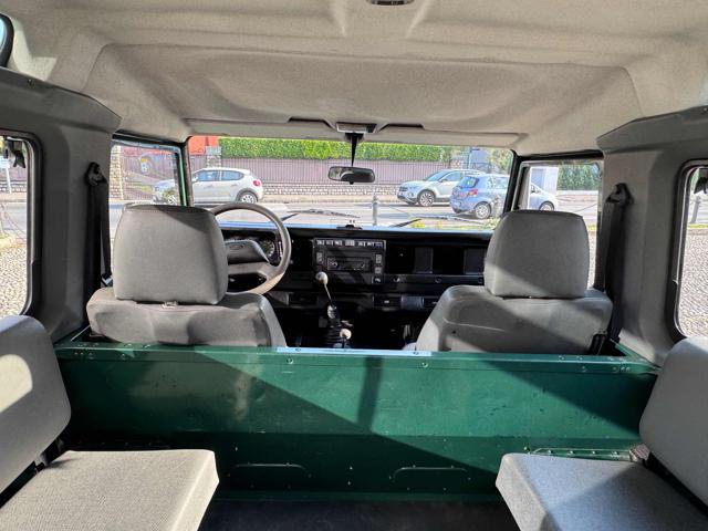 LAND ROVER Defender 90 2.5 Td5 Station Wagon E